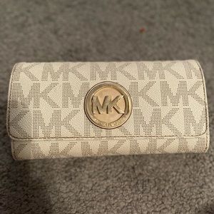 Michael Kors wallet,